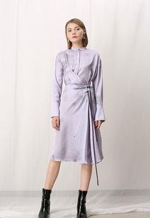 皮革衣裳，映照生活姿態